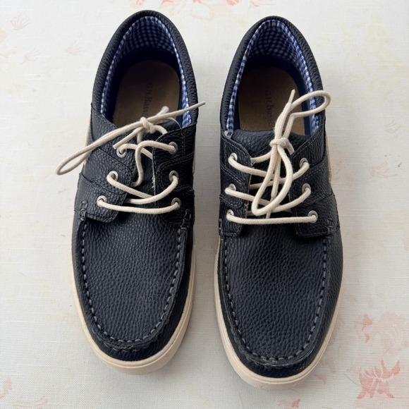 G.H. Bass & Co. Other - GH Bass & Co Adam Men's Navy Grained Leather Boat Shoes Gingham Lining-Size 11.5